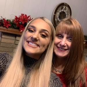 Meet your Posher, Denise